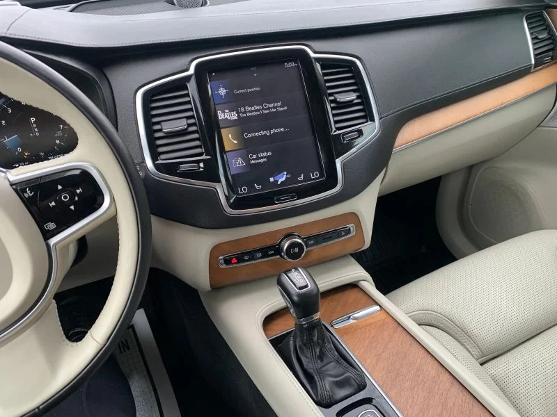 Used 2019 Gray Volvo T6 Inscription Sport Utility 4D image 20