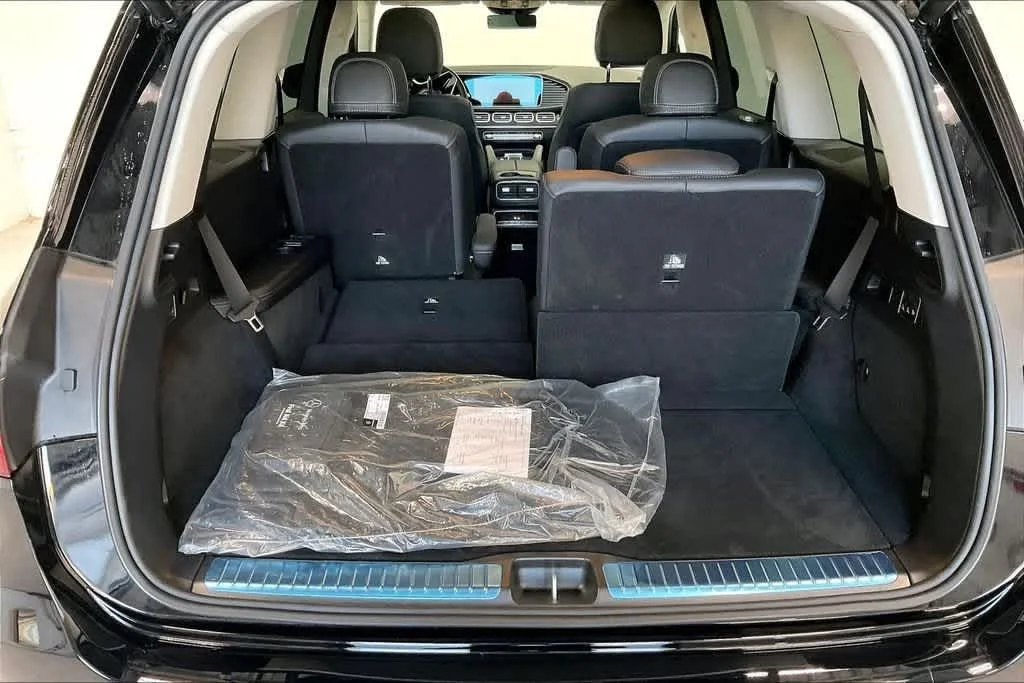 Certified Used 2026  Mercedes-Benz GLS 450 image 34