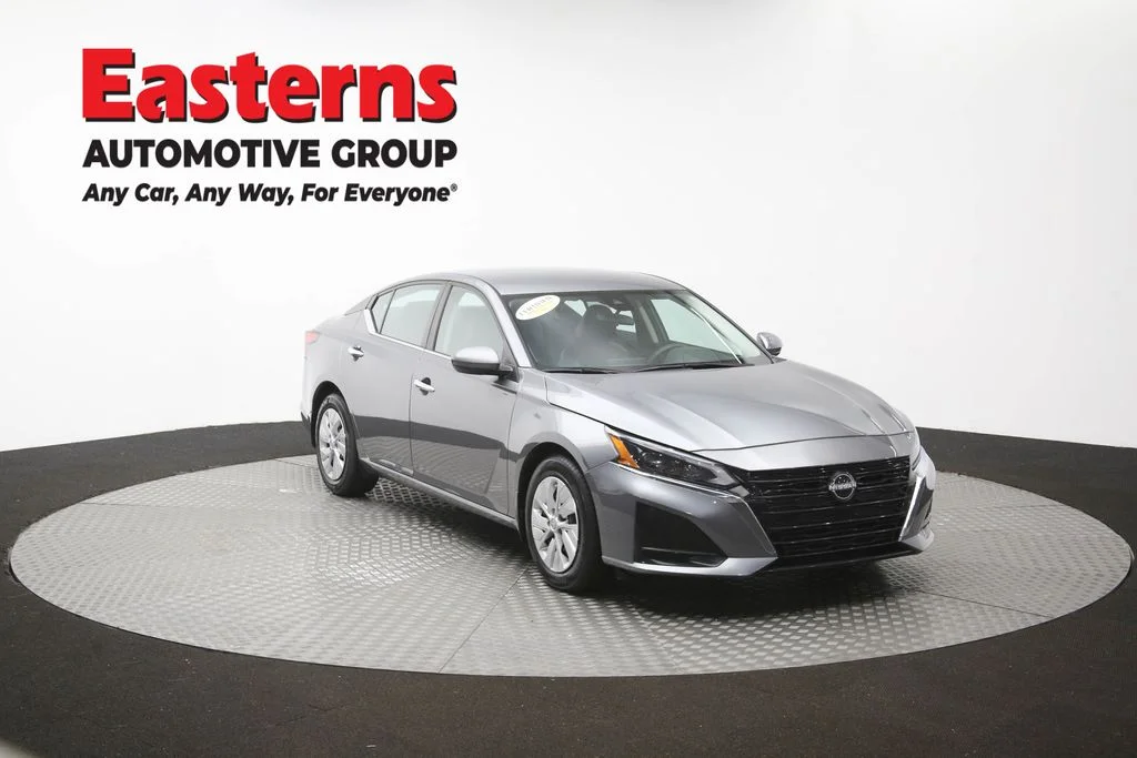 Used 2023 Gray Nissan 2.5 S image 49