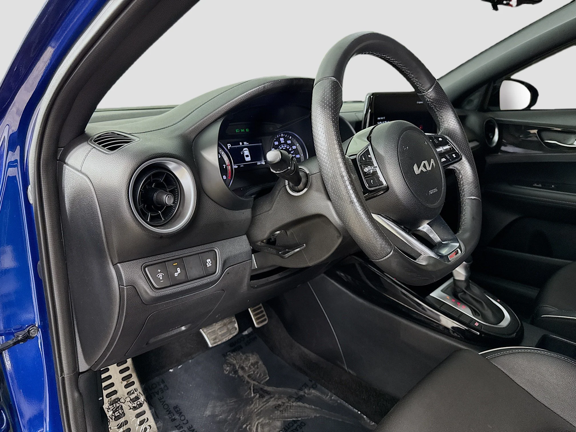 Used 2024  Kia GT-Line image 11
