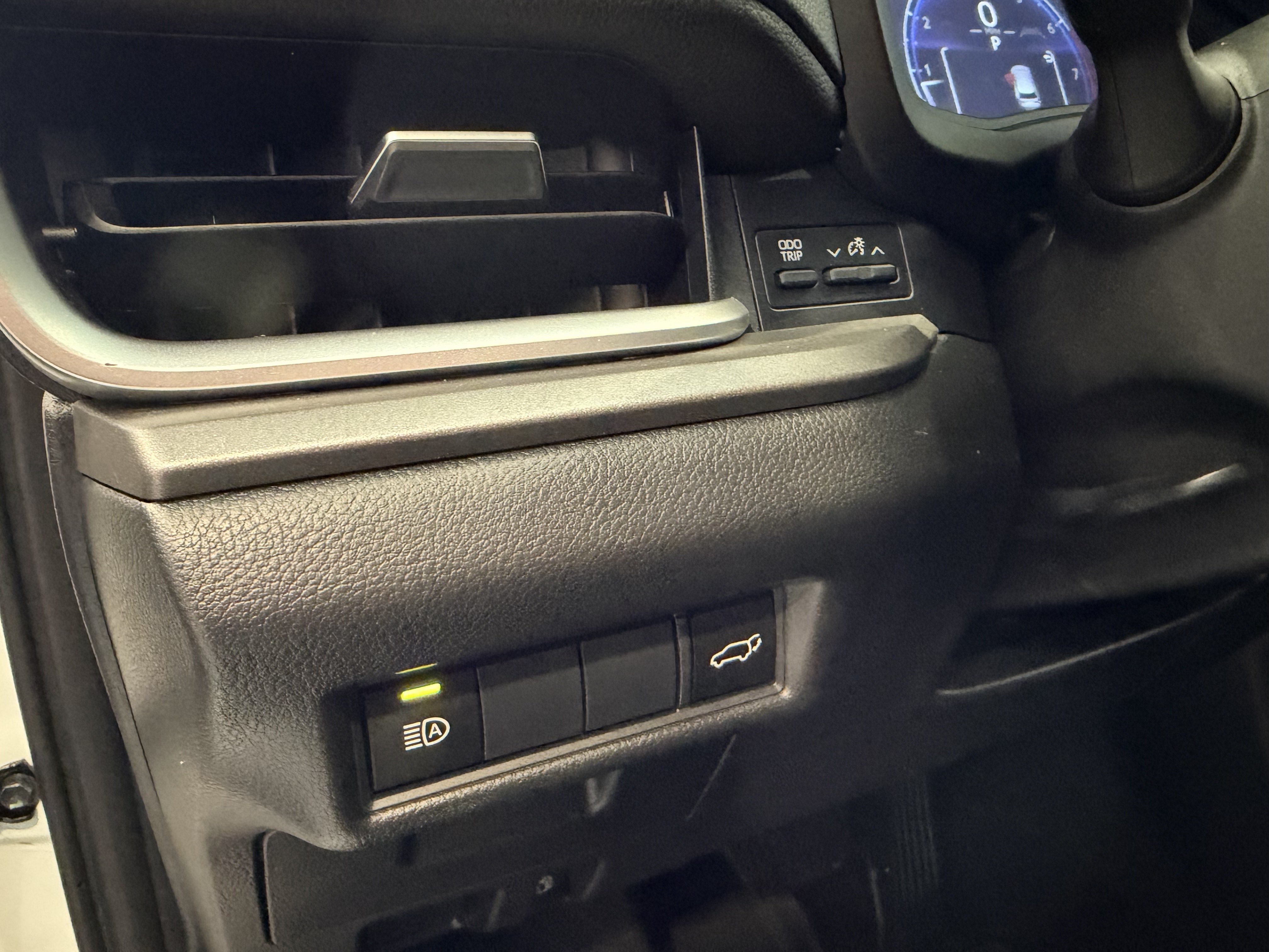 Certified Used 2025 White Toyota XLE image 24