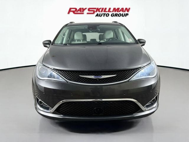 Used 2019 Gray Chrysler Touring L Plus image 2