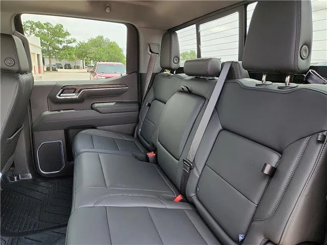 Used 2025 Titanium Rush M GMC  image 10