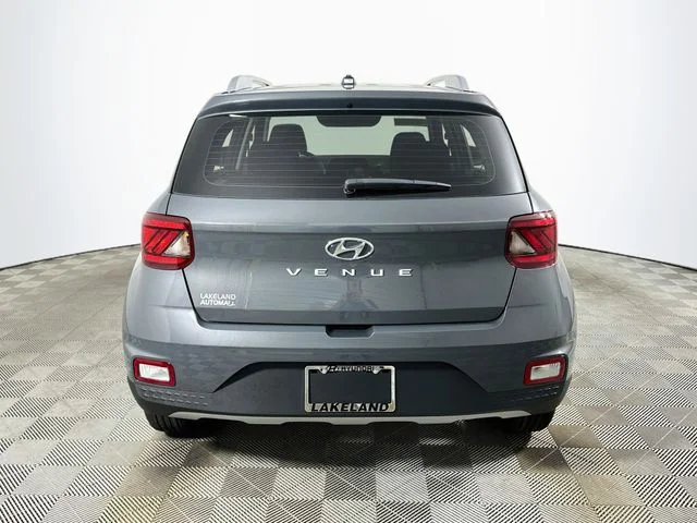 New 2026 Gray Hyundai SEL image 4