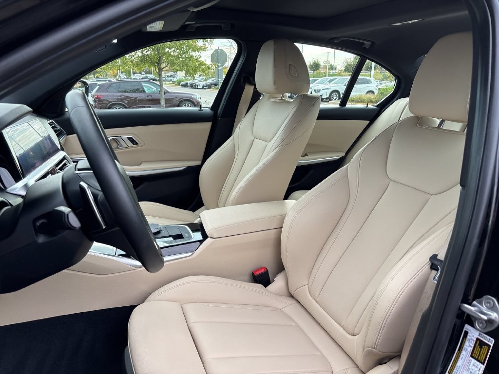 Used 2020 Jet Black BMW 330i xDrive image 11