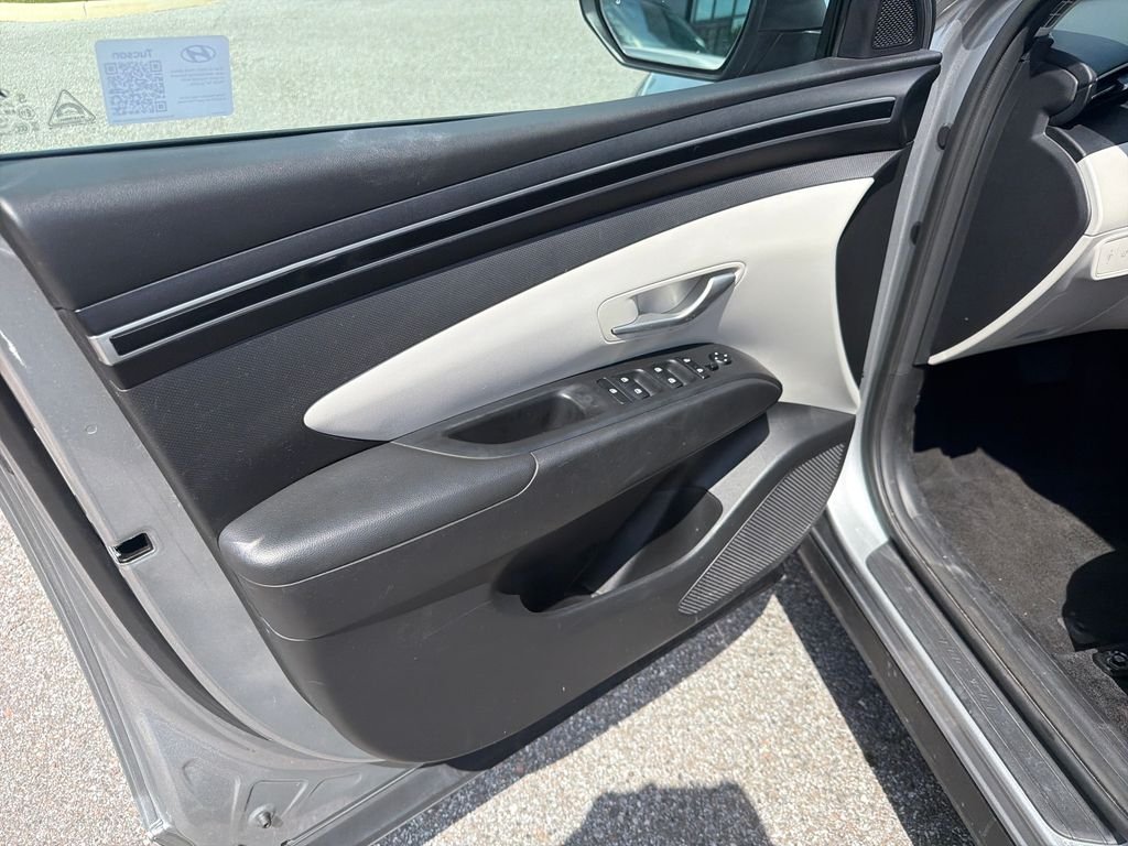 Used 2024 Silver Hyundai SEL image 14