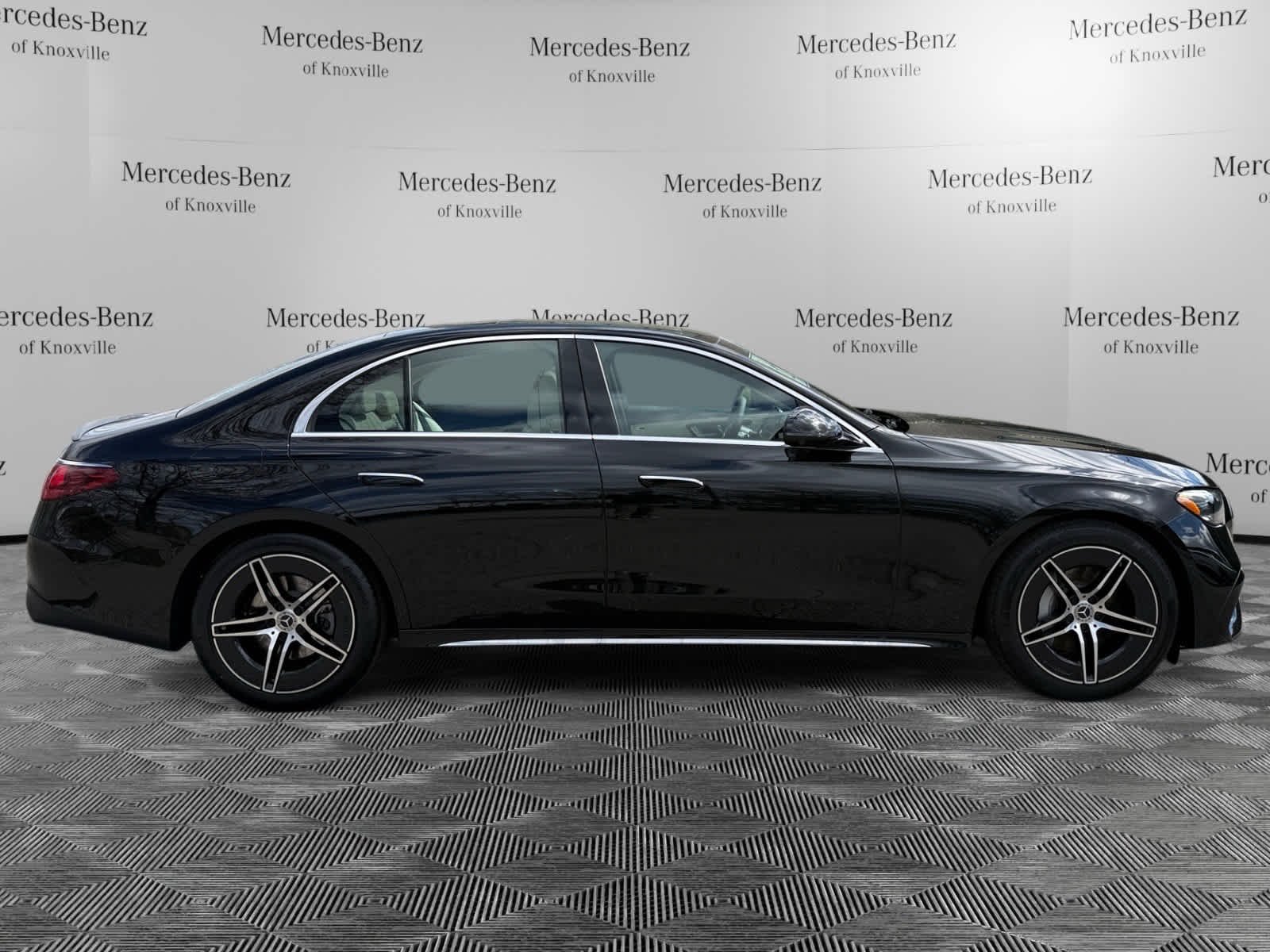 Used 2026 Obsidian Black Metallic Mercedes-Benz E 350 image 6