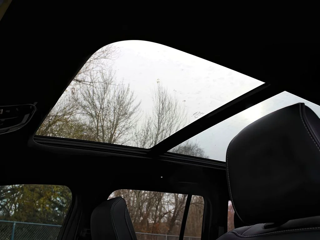 Used 2022 Bright White Clearcoat Jeep Overland image 26