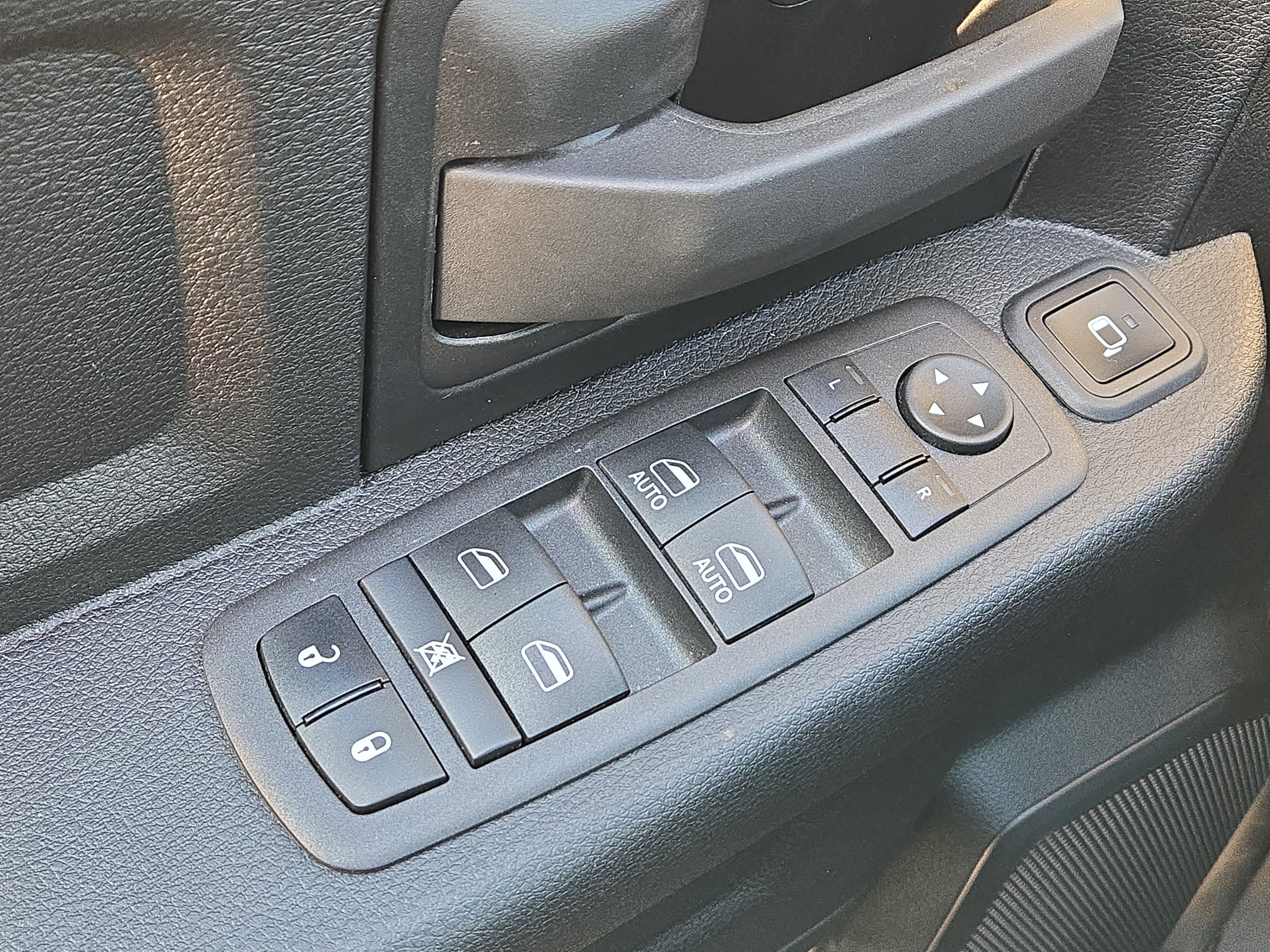 2024 RAM Ram 3500 Pickup Tradesman - Photo 13