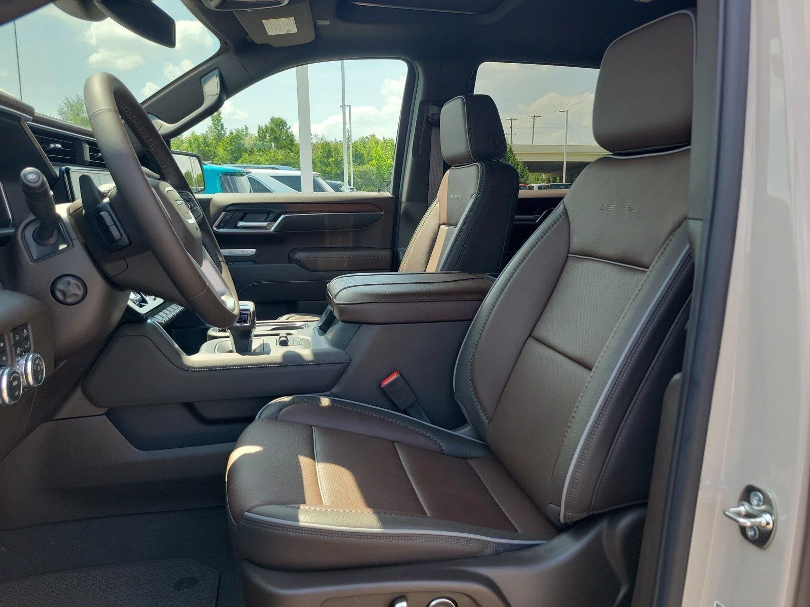 2026 GMC Sierra 1500 Denali - Photo 13