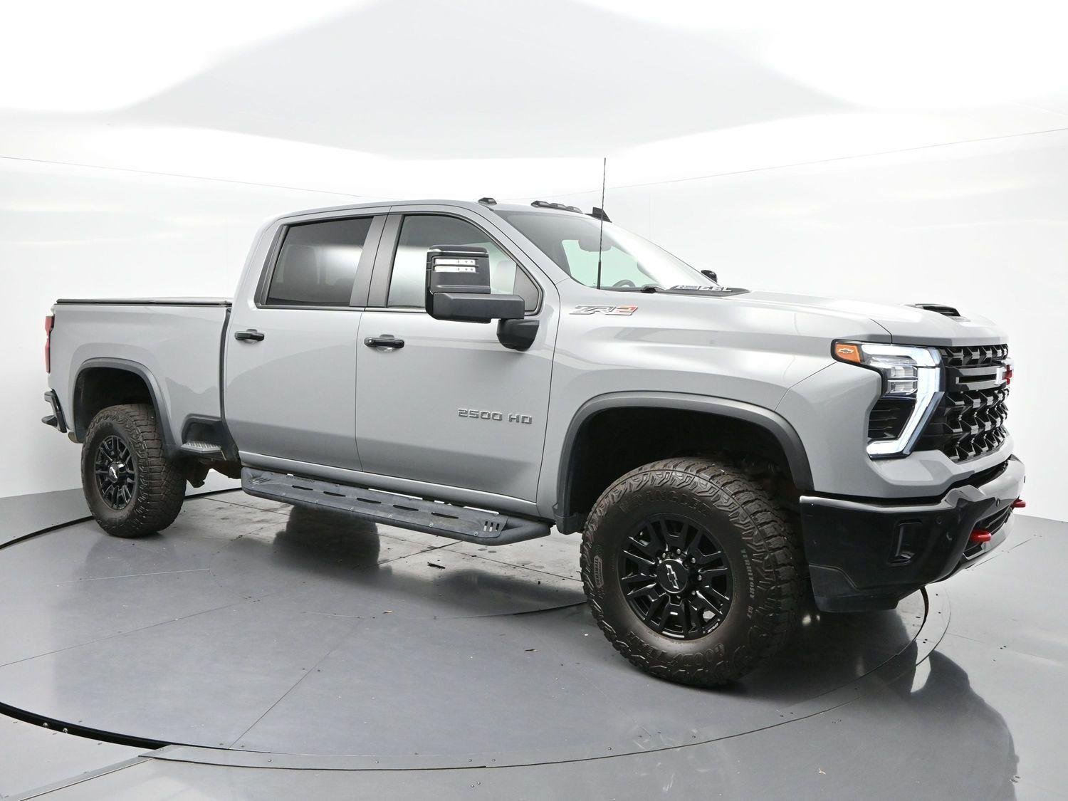 Used 2025 Slate Gray Metallic Chevrolet ZR2 image 5