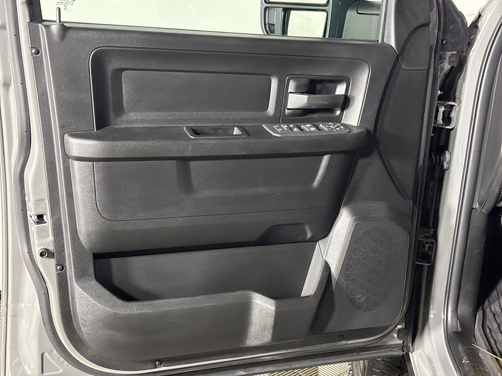 New 2026 Ceramic Gray Clear-Coat Exterior Paint RAM  image 10
