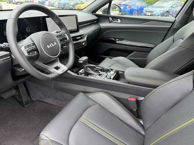 2026 Kia K5 GT - Photo 19