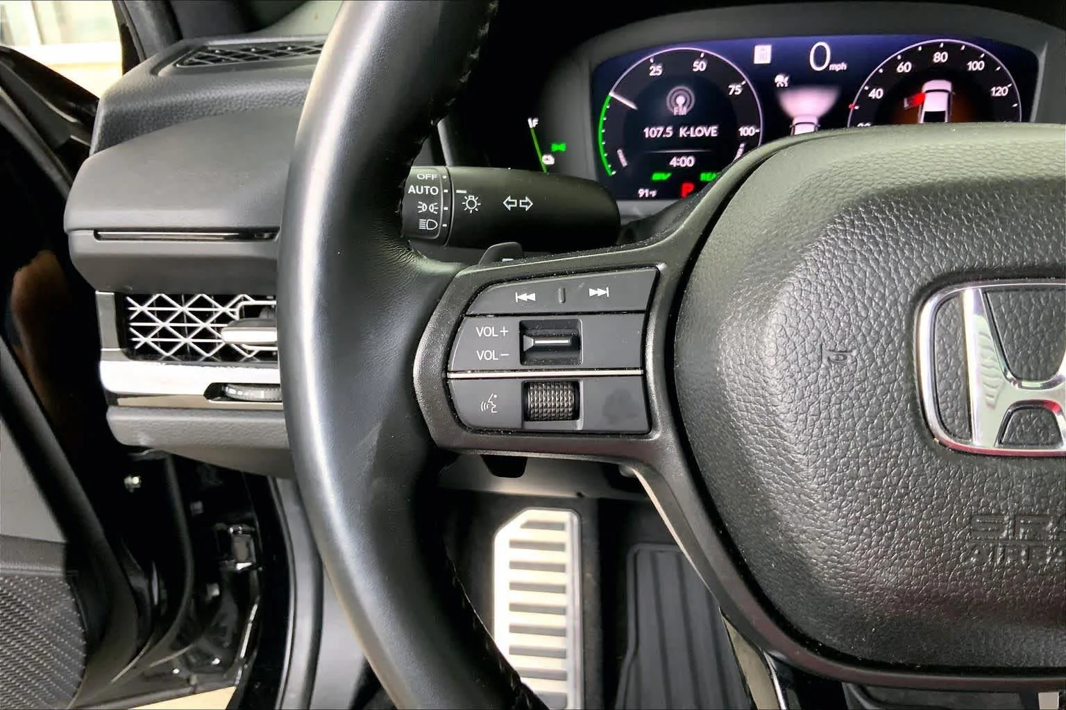 Used 2025 Crystal Black Pearl Honda HYBRID SPORT image 21