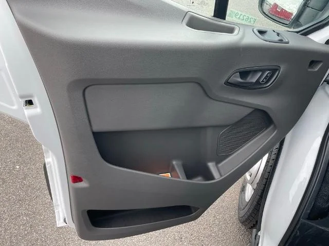 New 2026 Oxford White Ford Cargo Van image 34