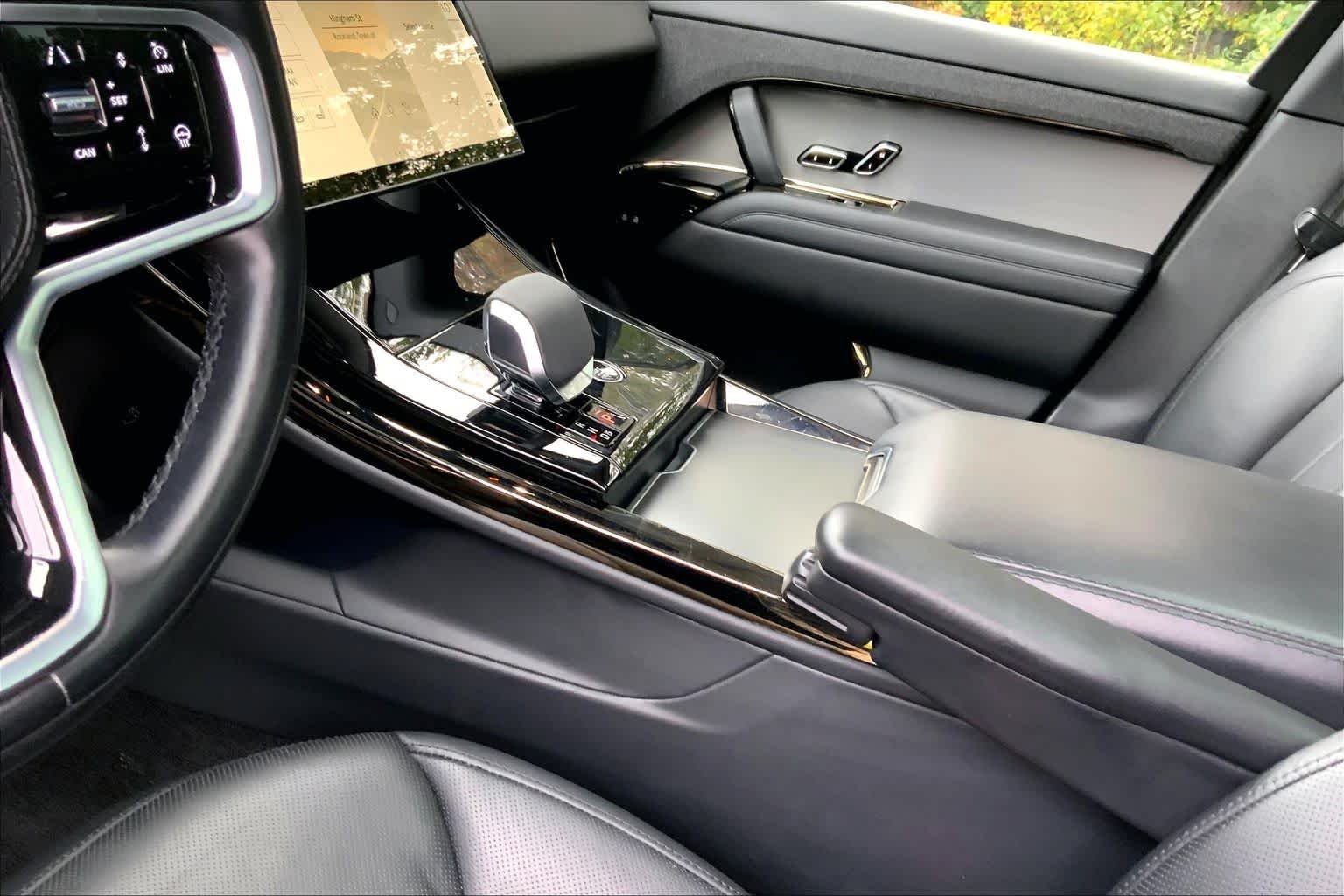 2024 Land Rover Range Rover Sport SE - Photo 16