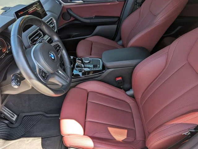 Used 2024 Black Sapphire Metallic BMW xDrive30i image 8