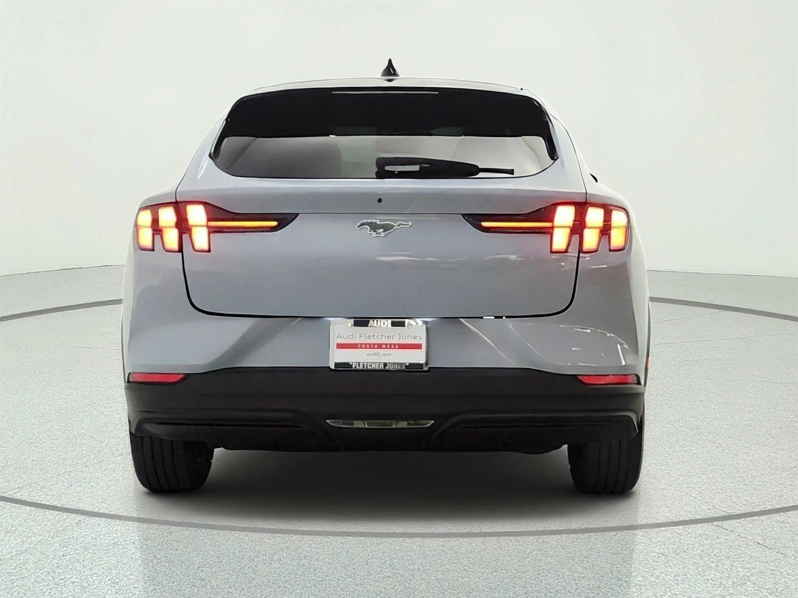 Used 2024 Glacier Gray Metallic TriCoat Ford Select image 6