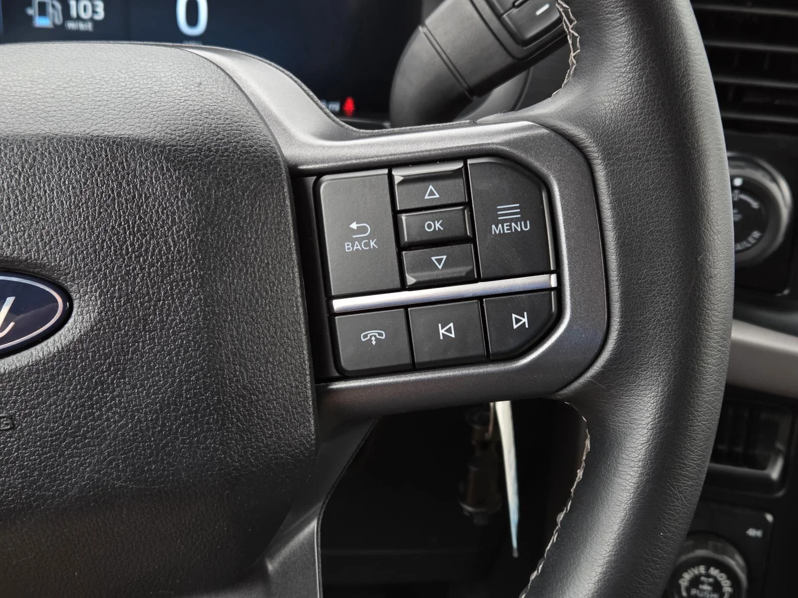 Used 2024 Oxford White Ford XLT image 23