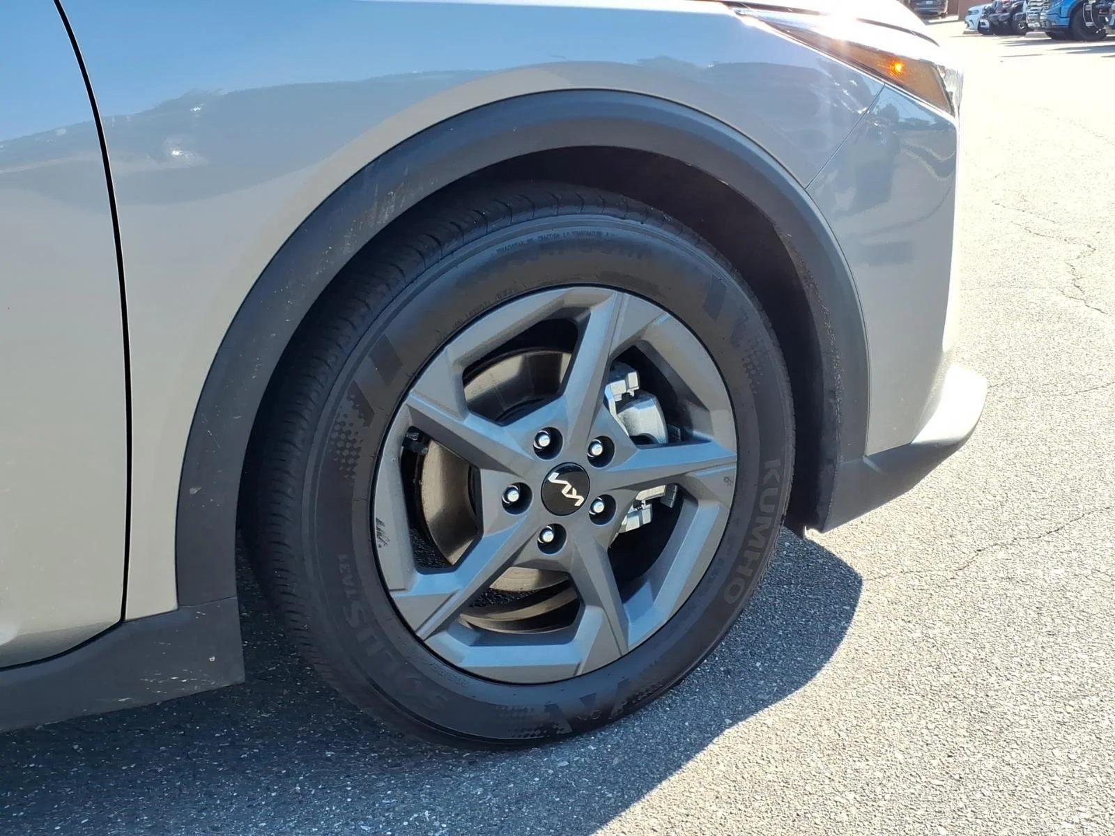 Used 2026 Steel Gray Kia LXS image 12