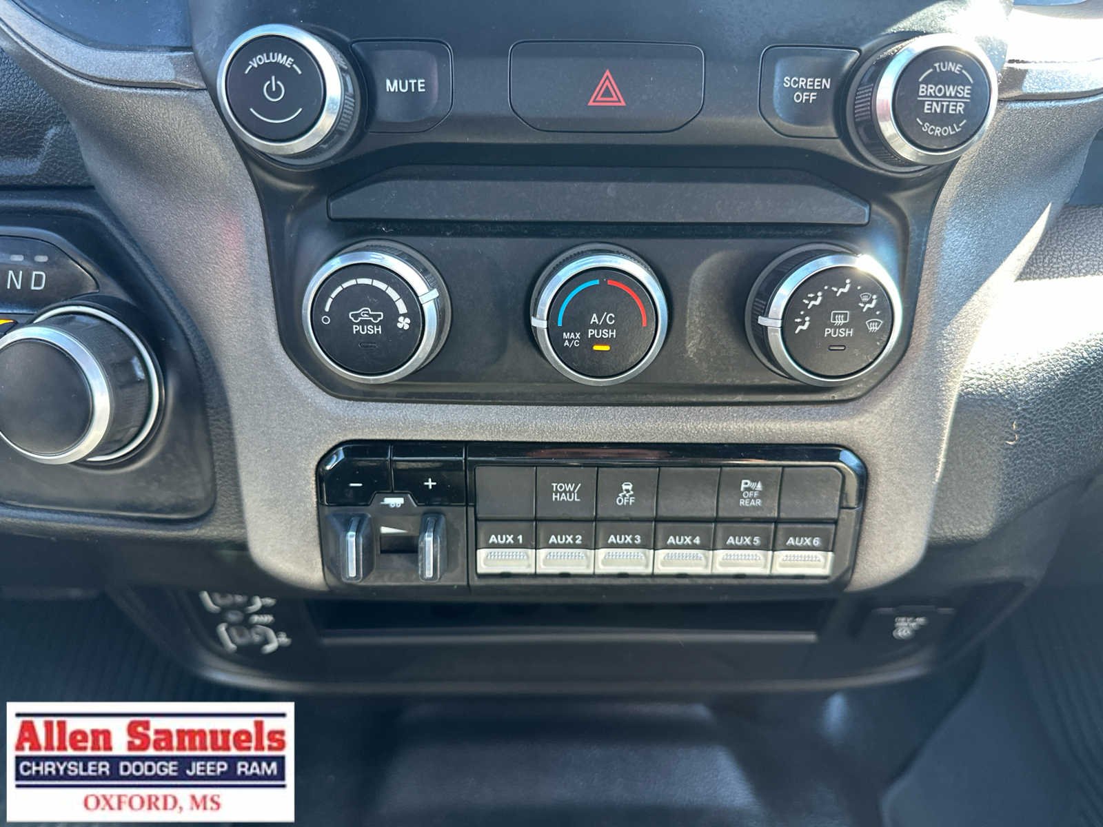 Used 2022 Bright White Clearcoat Ram Tradesman image 33