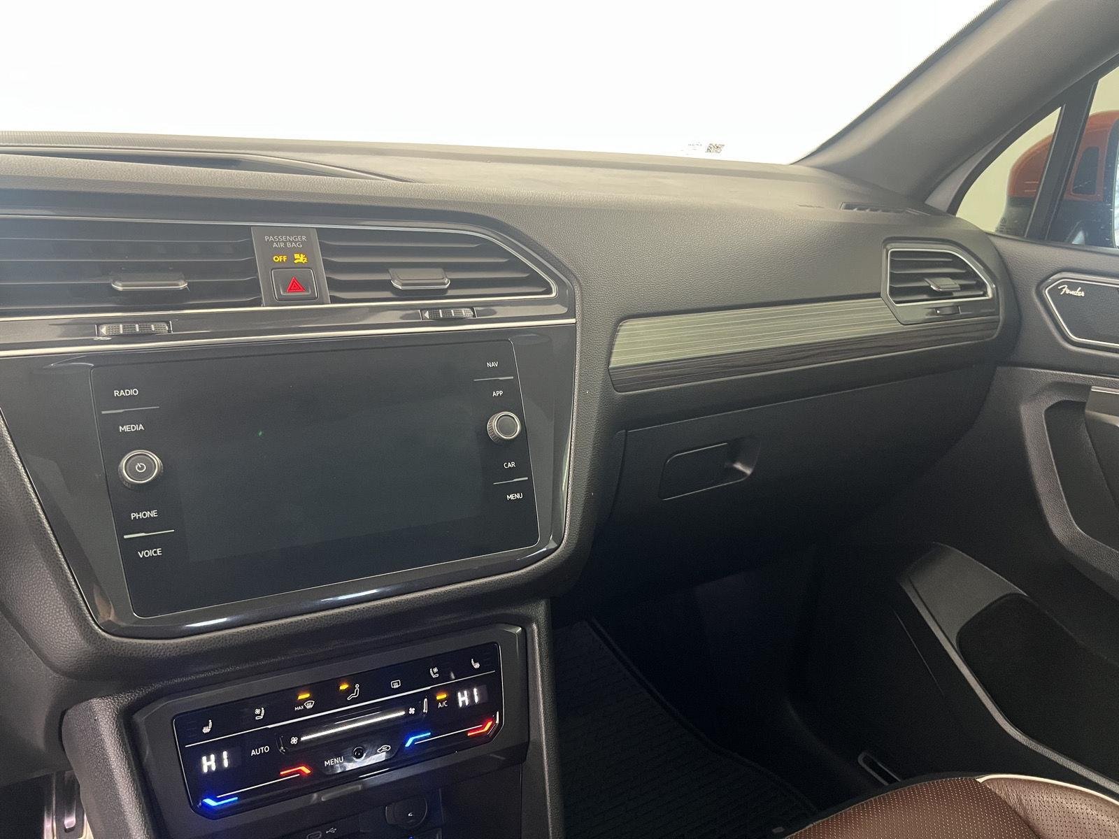 2022 Volkswagen Tiguan SEL R-LINE - Photo 22