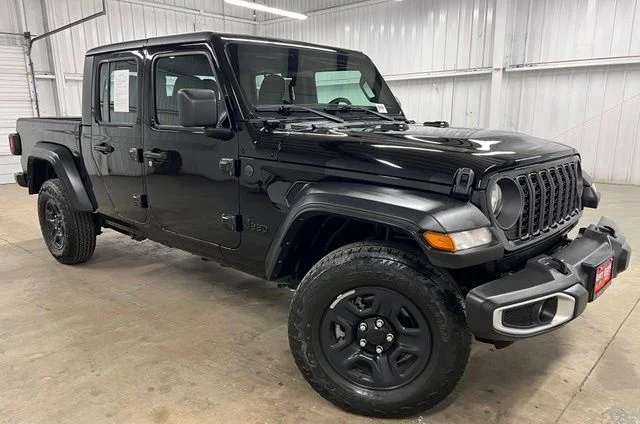 2024 Jeep Gladiator Sport
