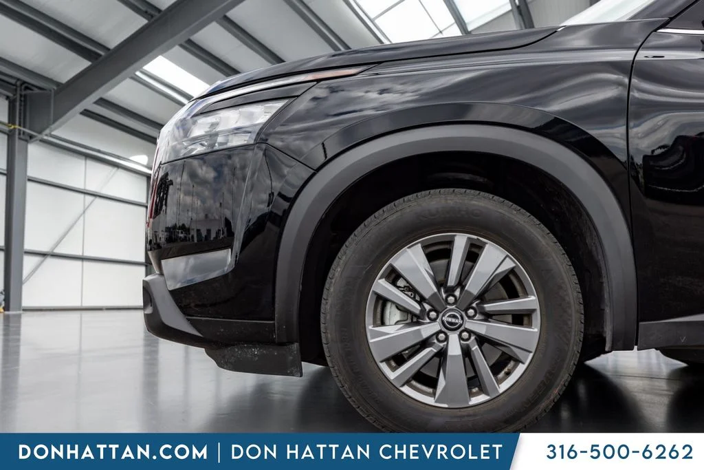 Used 2025 Black Nissan SV image 34