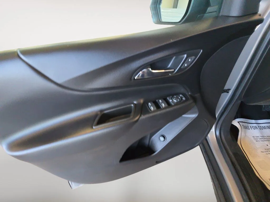 Used 2018 Gray Chevrolet LT image 10
