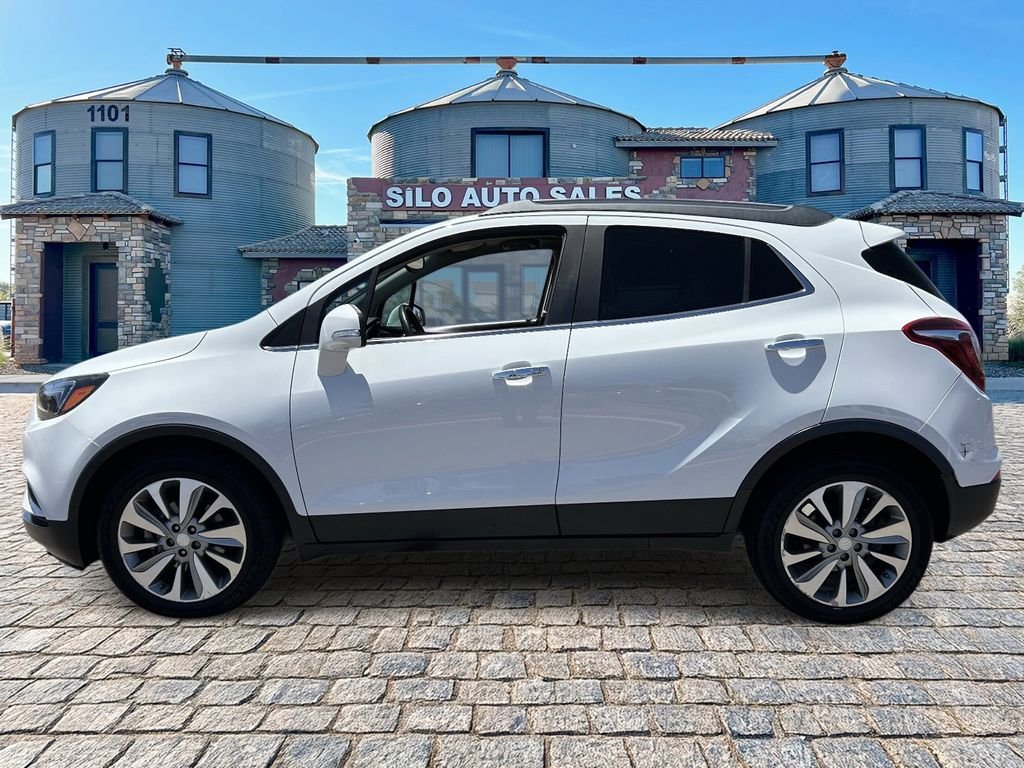 Used 2017 White Buick Preferred II image 2