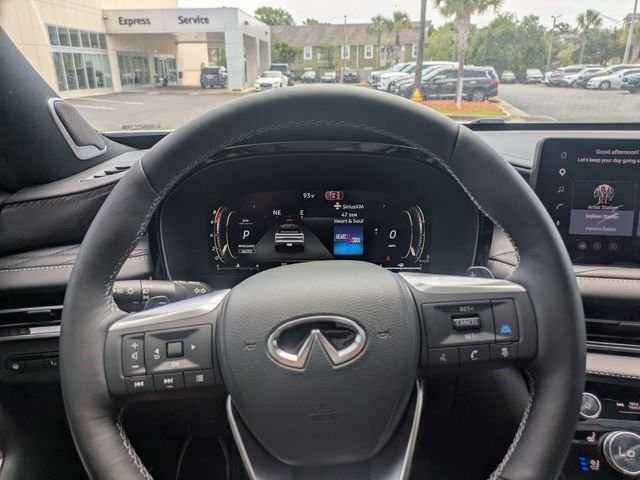 New 2027 2T RAD WHT INFINITI Autograph AWD image 31