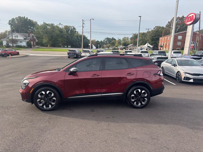 Used 2023 Red Kia X-Line image 5