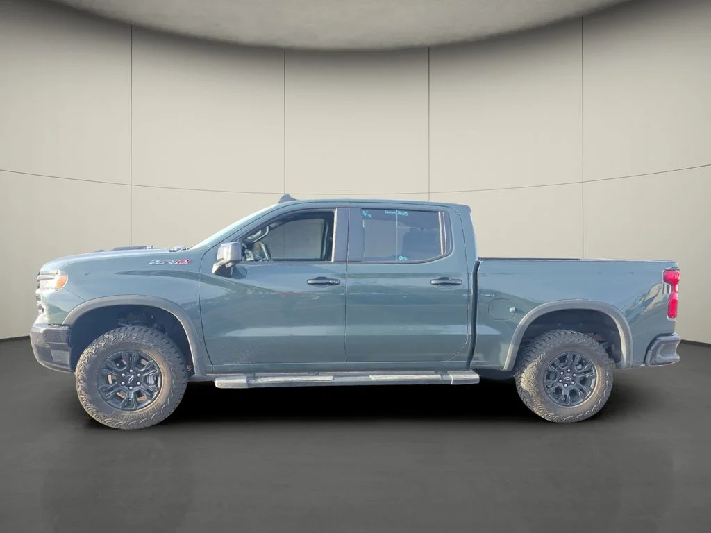 Certified Used 2025 Gray Chevrolet ZR2 image 5