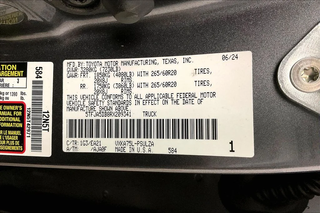 2024 Toyota Tundra Limited - Photo 40