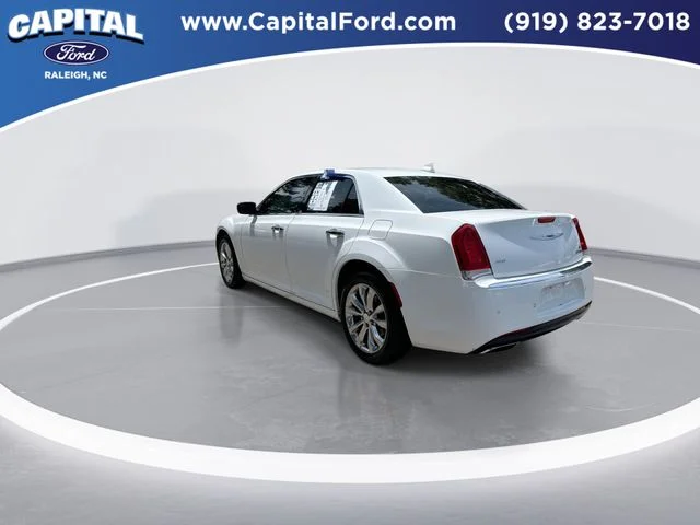 Used 2018 White Chrysler Limited image 6