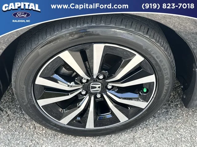 Certified Used 2024  Honda EX image 13