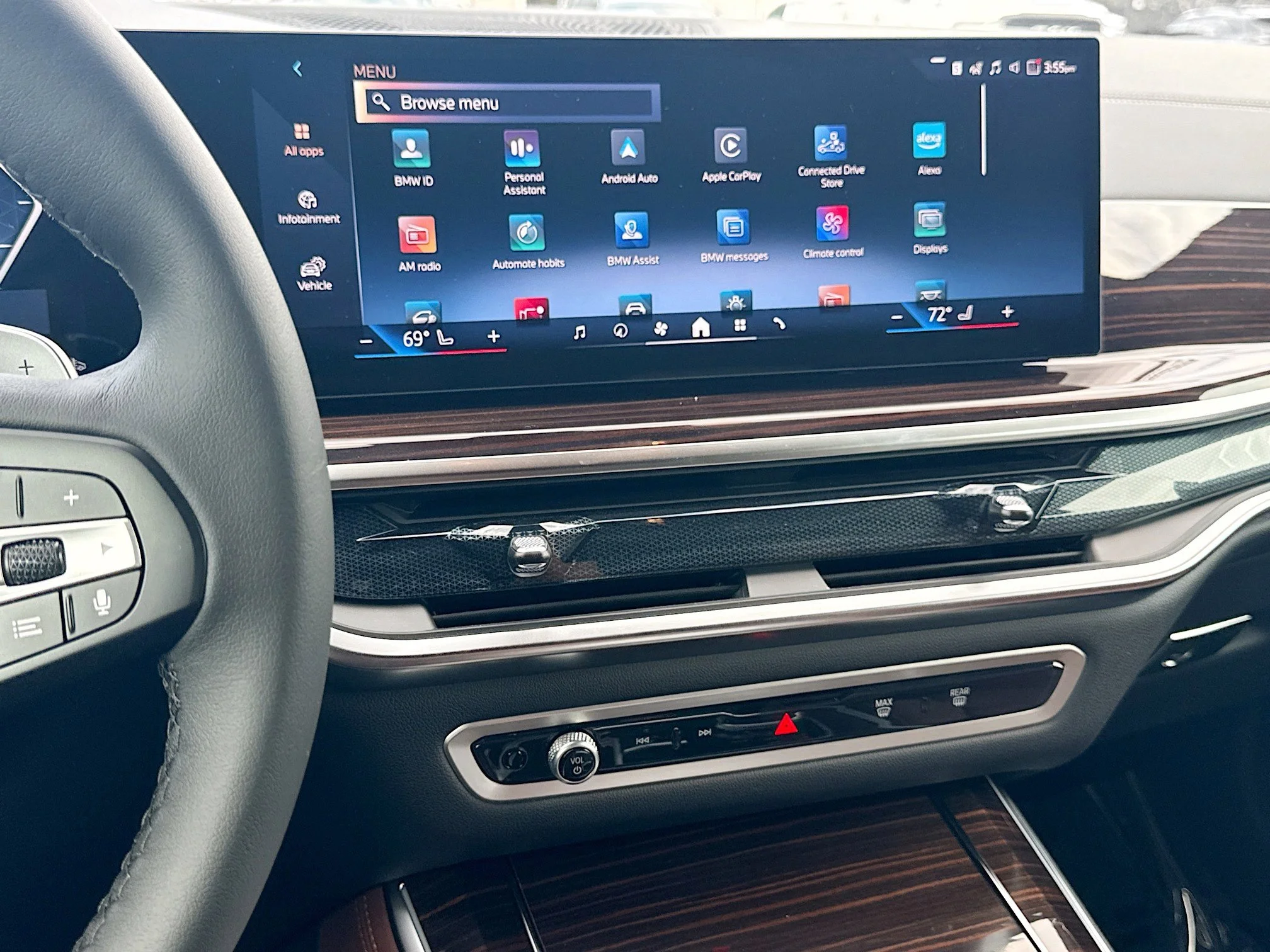 New 2026 Mineral White Metallic BMW sDrive40i image 28