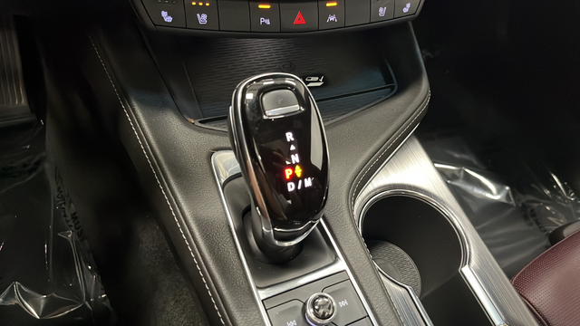 Used 2020 White Cadillac V-Series image 18