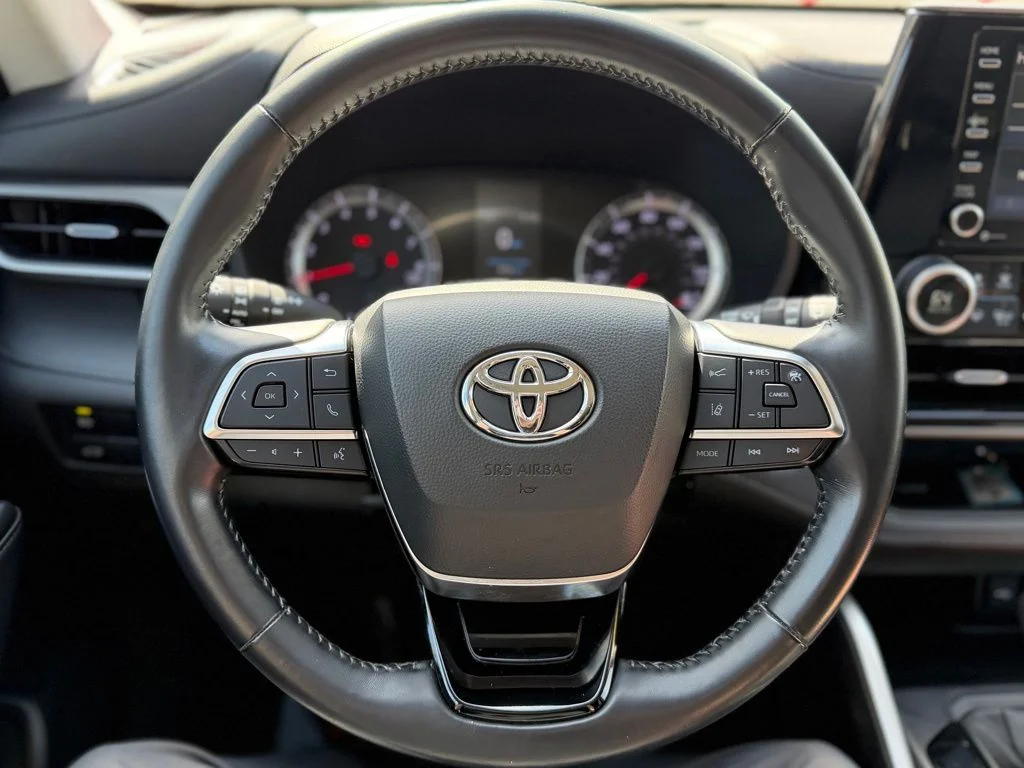 Used 2021 Black Toyota LE image 6