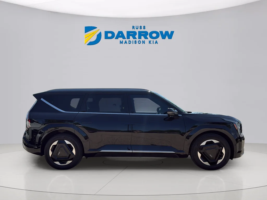 Certified Used 2024 Aurora Black Pearl Kia Land image 6