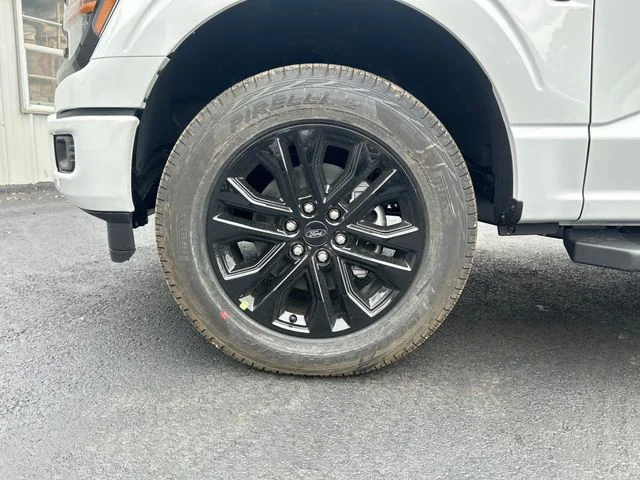 New 2026 Oxford White Ford XLT image 26
