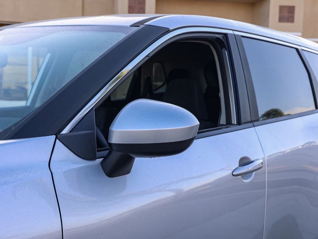 Used 2024 Silver Nissan SV image 11