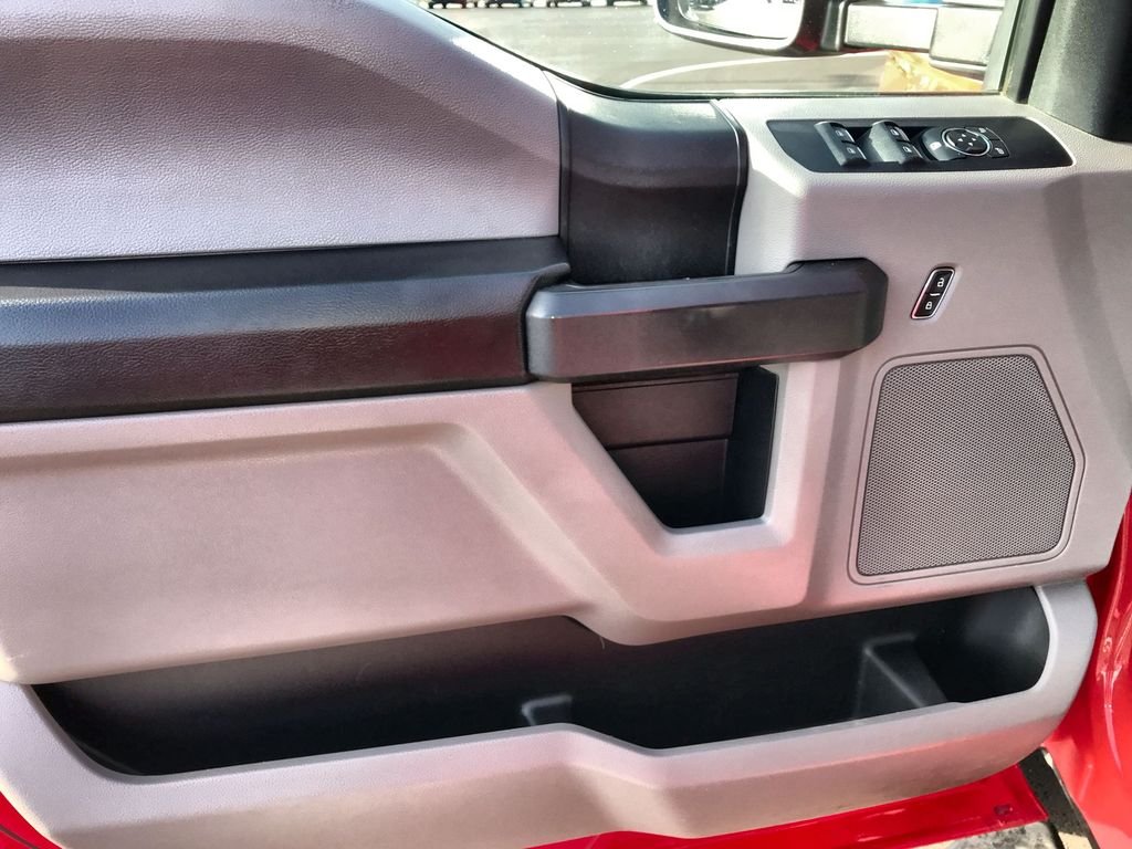 Used 2019 Red Ford XL image 13