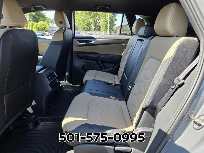 Used 2024 Pure Gray Volkswagen 2.0T SE W/TECHNOLOGY FWD image 12