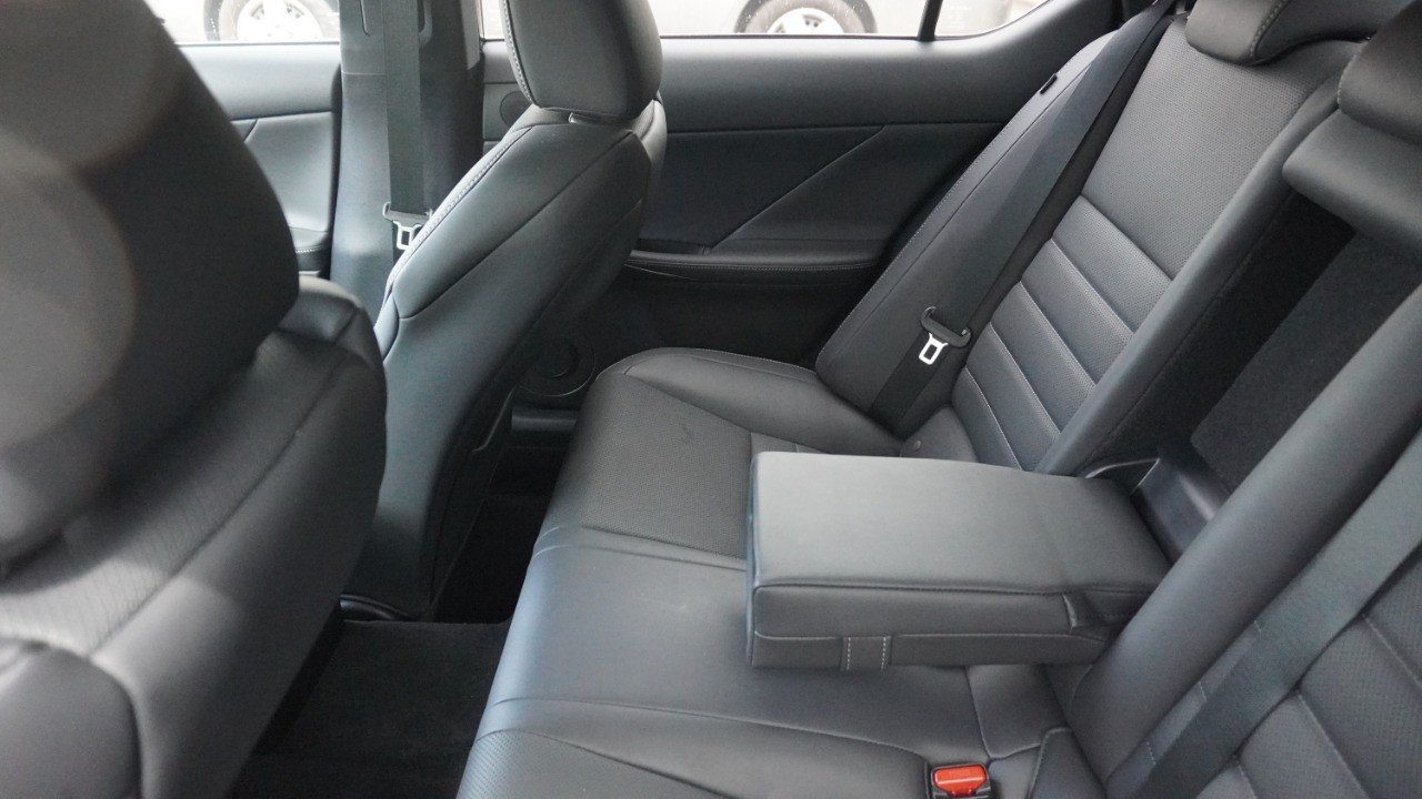 Used 2024 ULTRA WHITE Lexus IS 350 F SPORT image 11