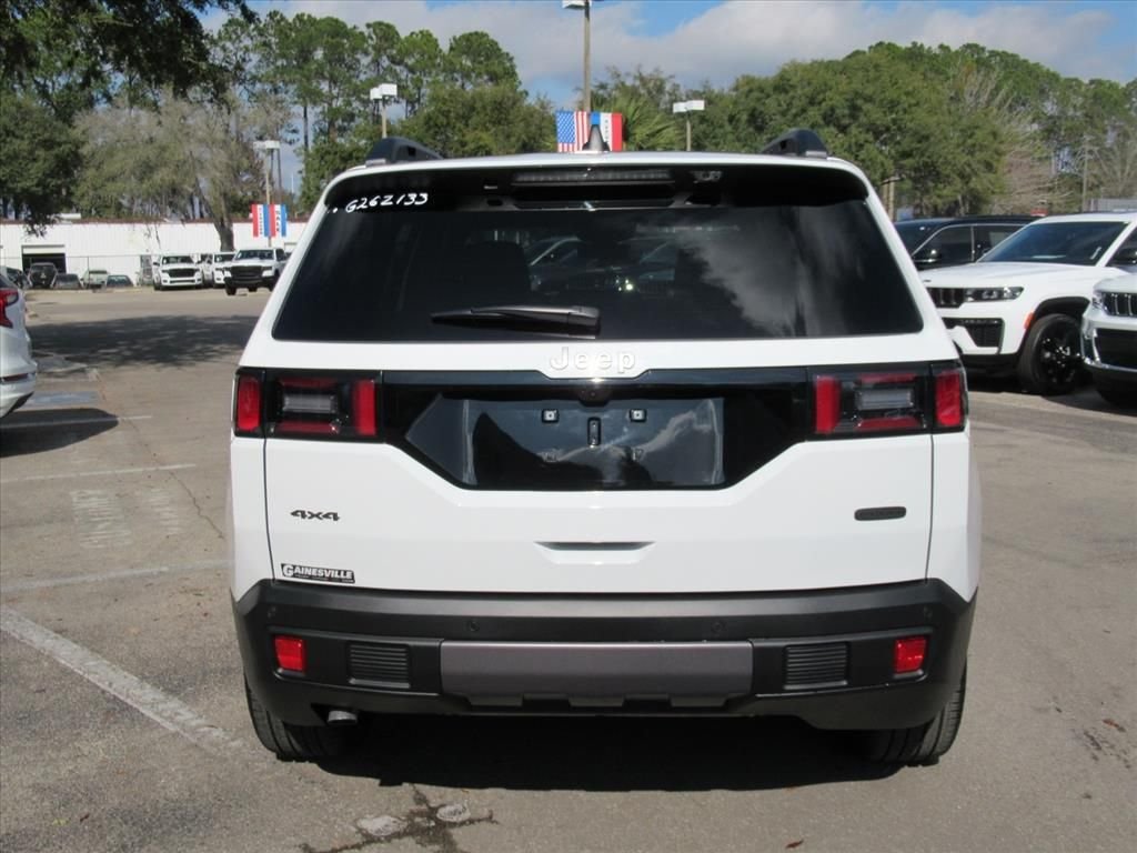 New 2026 Bright White Clear-Coat Exterior Paint Jeep Overland image 5