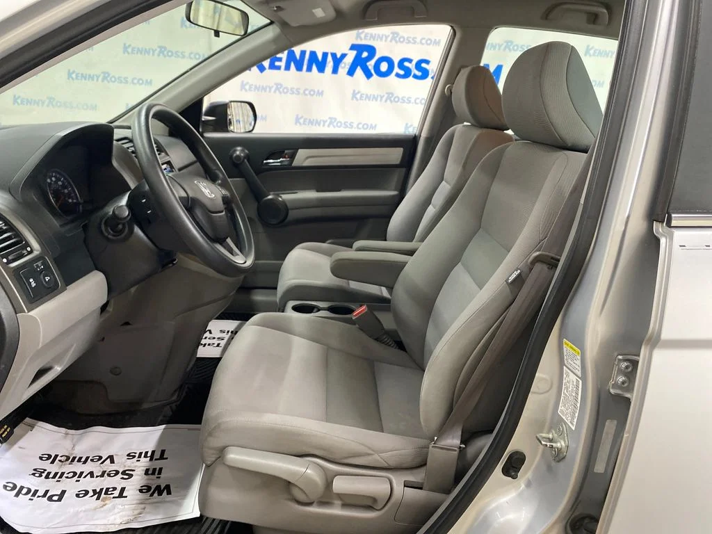 Used 2011 White Honda LX image 7