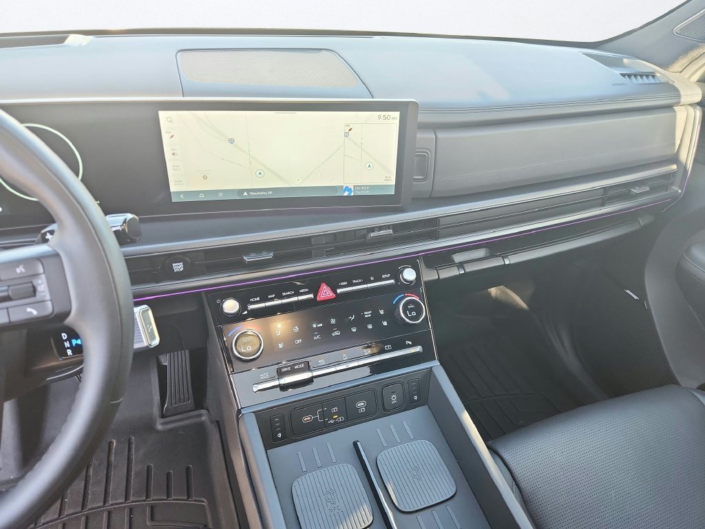 Used 2024 Gray Hyundai Calligraphy image 18