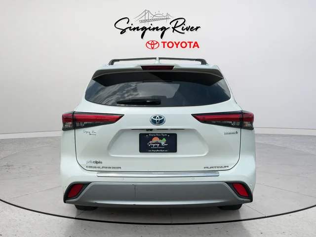 Used 2020 White Toyota Platinum image 6