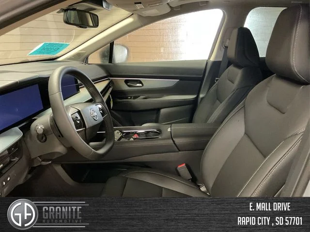 New 2025 Two-tone Boulder Gray Pearl / Super Black Nissan SL image 10